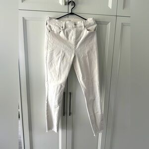 2/$40✨White dynamite jeans​​